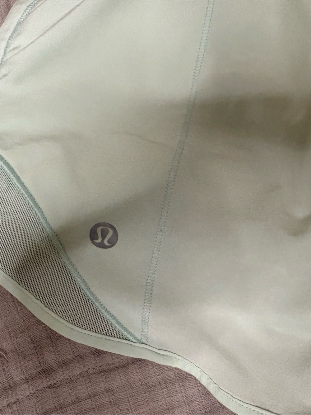Lululemon Hotty Hot Low-Rise Lined Short 4" W7AVGT - Picture 5 of 6